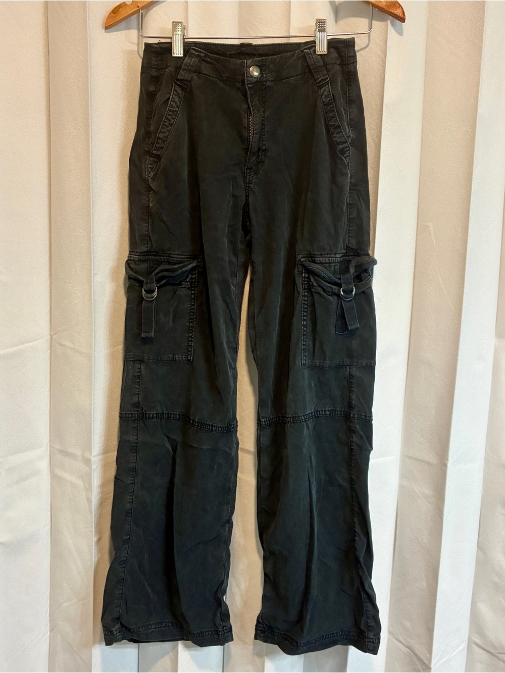 American Eagle Super High Rise Baggy Wide Leg Stretch Cargo Pants Women 00 Black